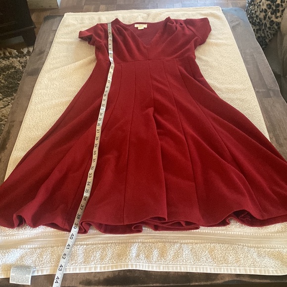 Maeve by Anthropologie beautiful Lincoln Center stretchy flared dress. - Picture 13 of 16